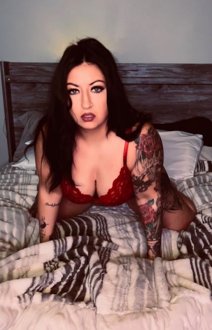 carlyvonwolf OnlyFans picture