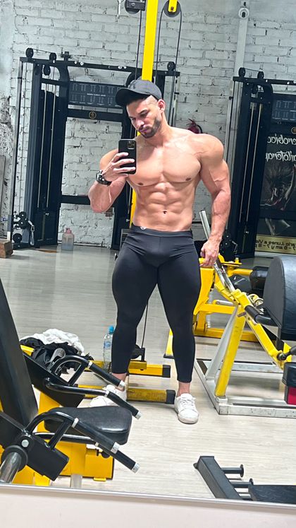 alejandropetitoficial OnlyFans picture