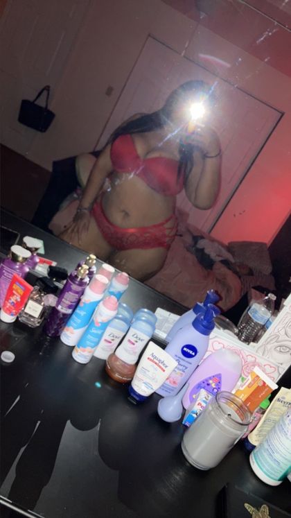 hennessysanchez OnlyFans picture
