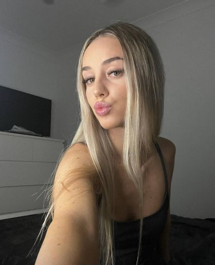 sxcsophiee OnlyFans picture