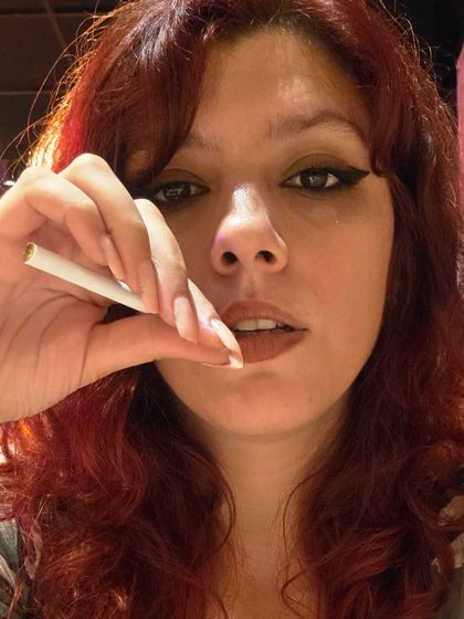 larasmokingboudoir OnlyFans picture