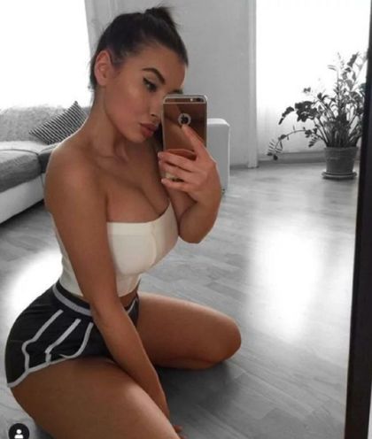 selenasun OnlyFans picture