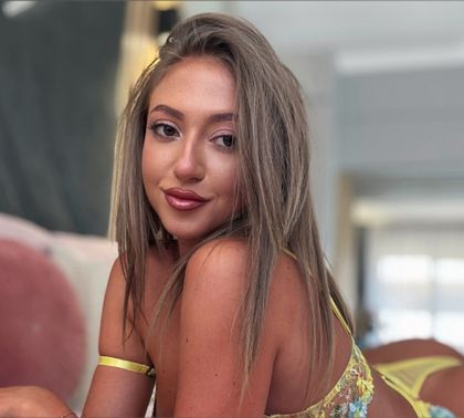 lesleyred OnlyFans picture