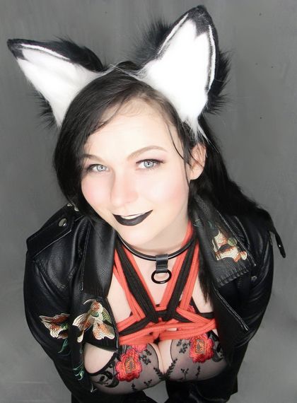 playfulhellfox OnlyFans picture