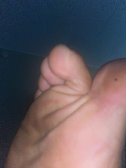 crookedtoes2022 OnlyFans picture
