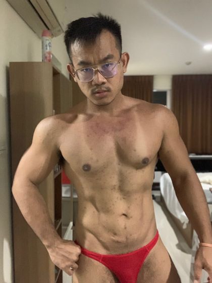 phrompiriya54 OnlyFans picture