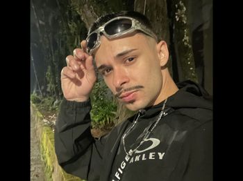 Carlos