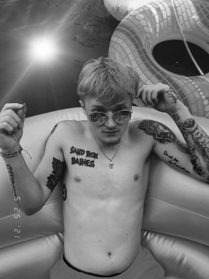 sun2dashine OnlyFans picture