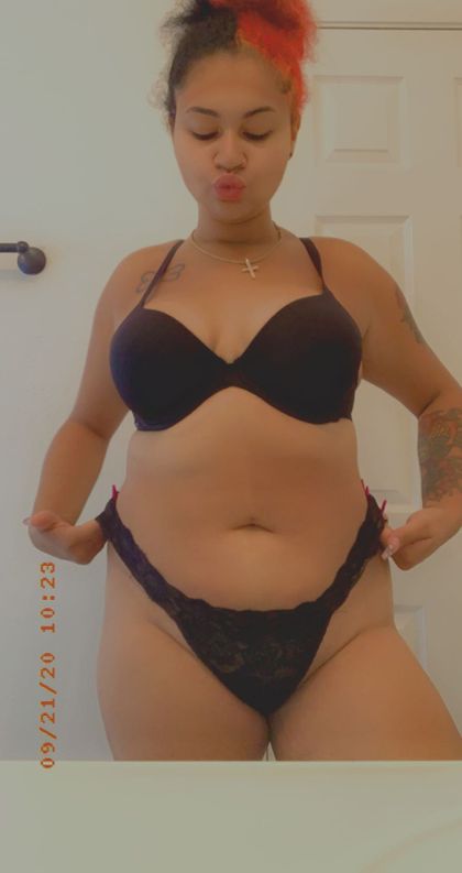 linalynn2020 OnlyFans picture