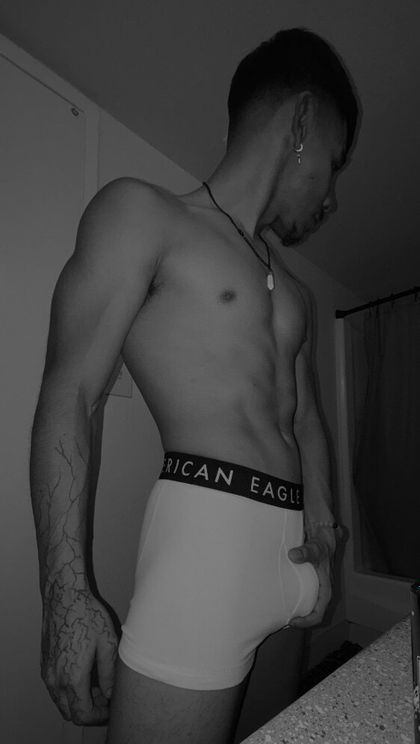 azlatinboy01 OnlyFans picture