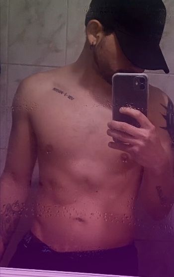 Aaron Ro