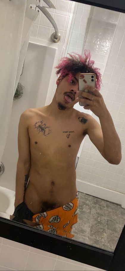 elliot75 OnlyFans picture
