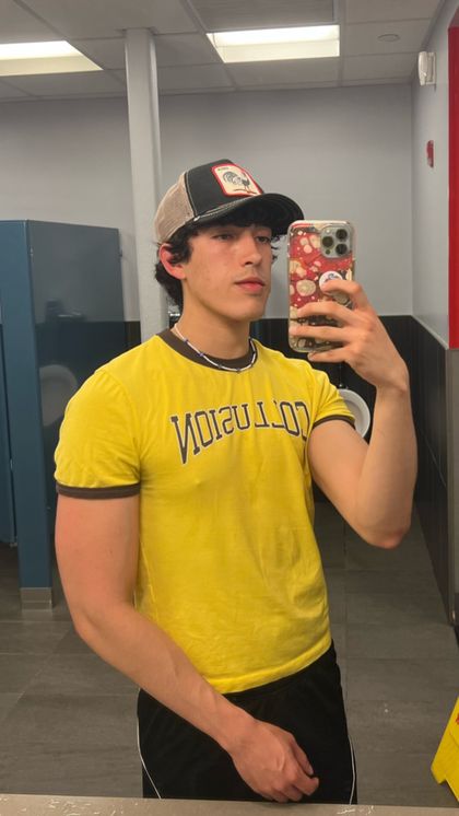 thenyclatino OnlyFans picture