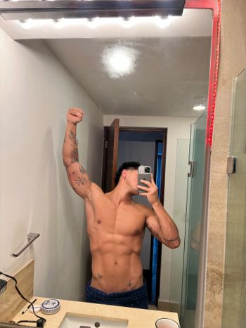 matiasochoa02 OnlyFans - Free Trial - XXX Photos | FansMetrics.com