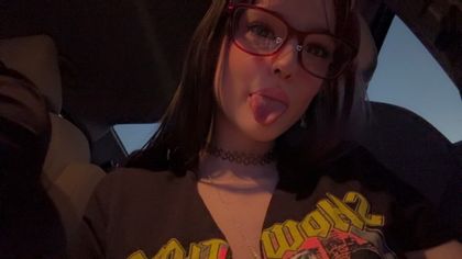 sn0wbunnie42069 OnlyFans picture