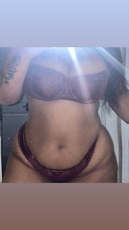 foxyladyxo23 OnlyFans picture