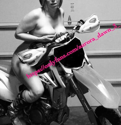 aurora_dawn_3_ OnlyFans picture