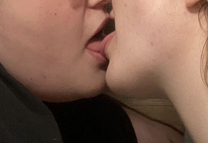 hotlesbians1320 OnlyFans picture