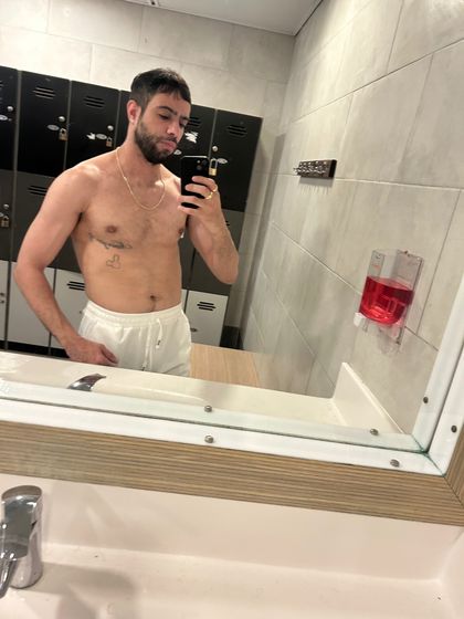 rotem-hung OnlyFans picture