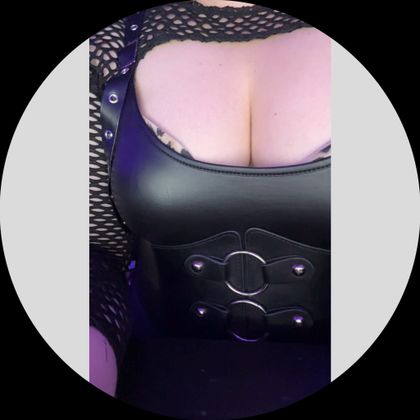 xmandii OnlyFans picture