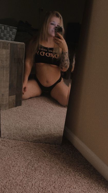 trixyrose69 OnlyFans picture