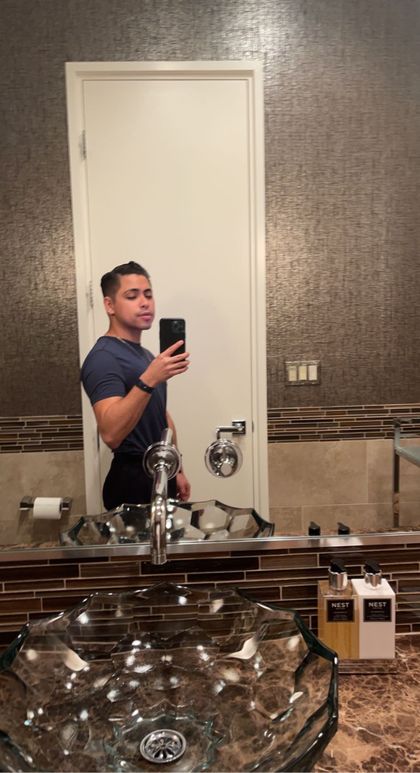 kevin90648 OnlyFans picture