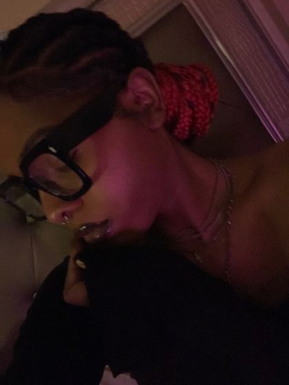 estrog1n OnlyFans picture