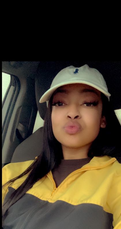 yoniqniq OnlyFans picture