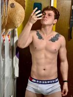 eandresgp1 OnlyFans - Free Trial - Photos - Socials | FansMetrics.com