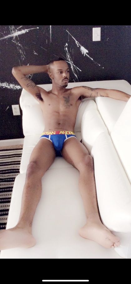 handsome_ent OnlyFans picture