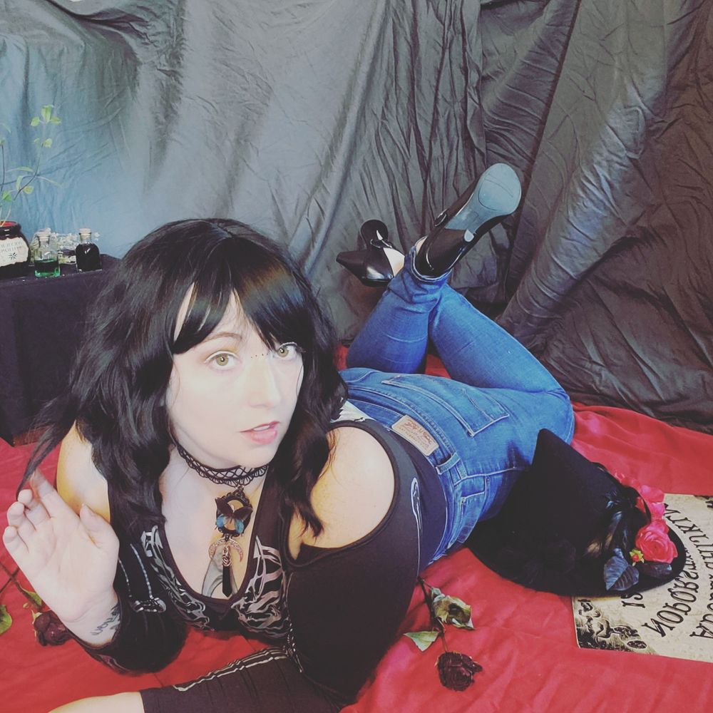 trixiesshineys OnlyFans profile picture