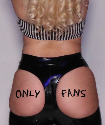 valkyriemcfey7 OnlyFans picture