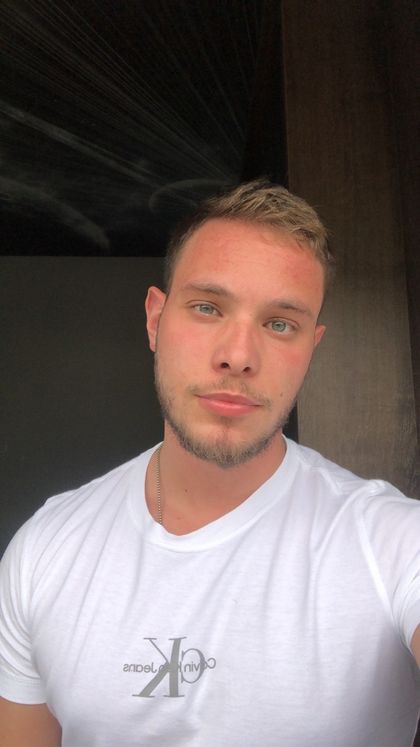 u308022433 OnlyFans picture