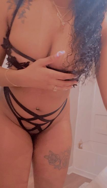 gilttrip OnlyFans picture