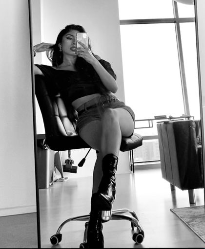 prettyfeetparis OnlyFans picture