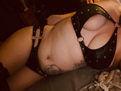 tattedmistres OnlyFans picture
