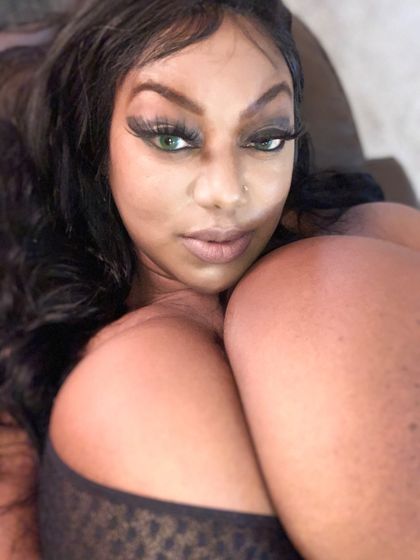 poetryvip OnlyFans picture