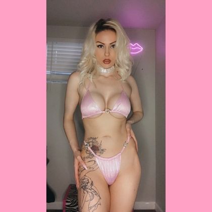 dolly_bimbo_babe OnlyFans picture