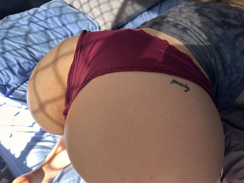 peachycaityx OnlyFans profile picture