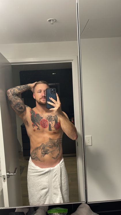 lifeofchristaylor OnlyFans picture