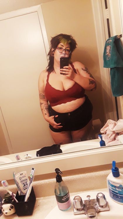 sweetassinder OnlyFans picture
