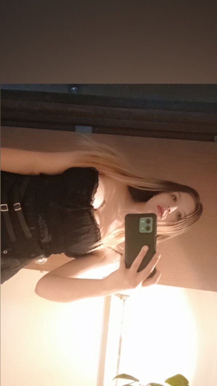 sexyangilove420 OnlyFans profile picture