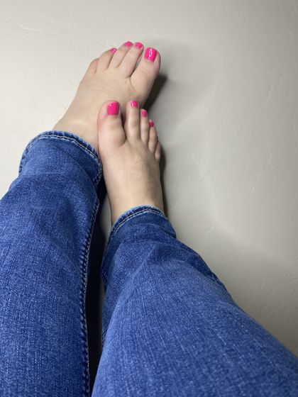 thebeautifultoedbitch OnlyFans picture