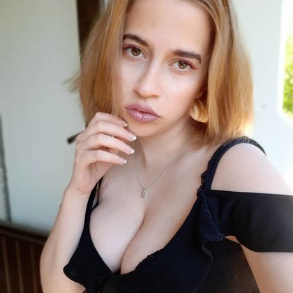 ellusii OnlyFans picture