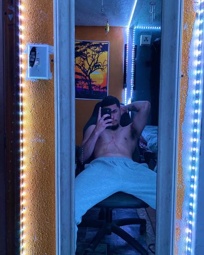gusmakesitloose OnlyFans picture