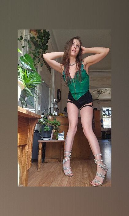 teahrexx OnlyFans picture