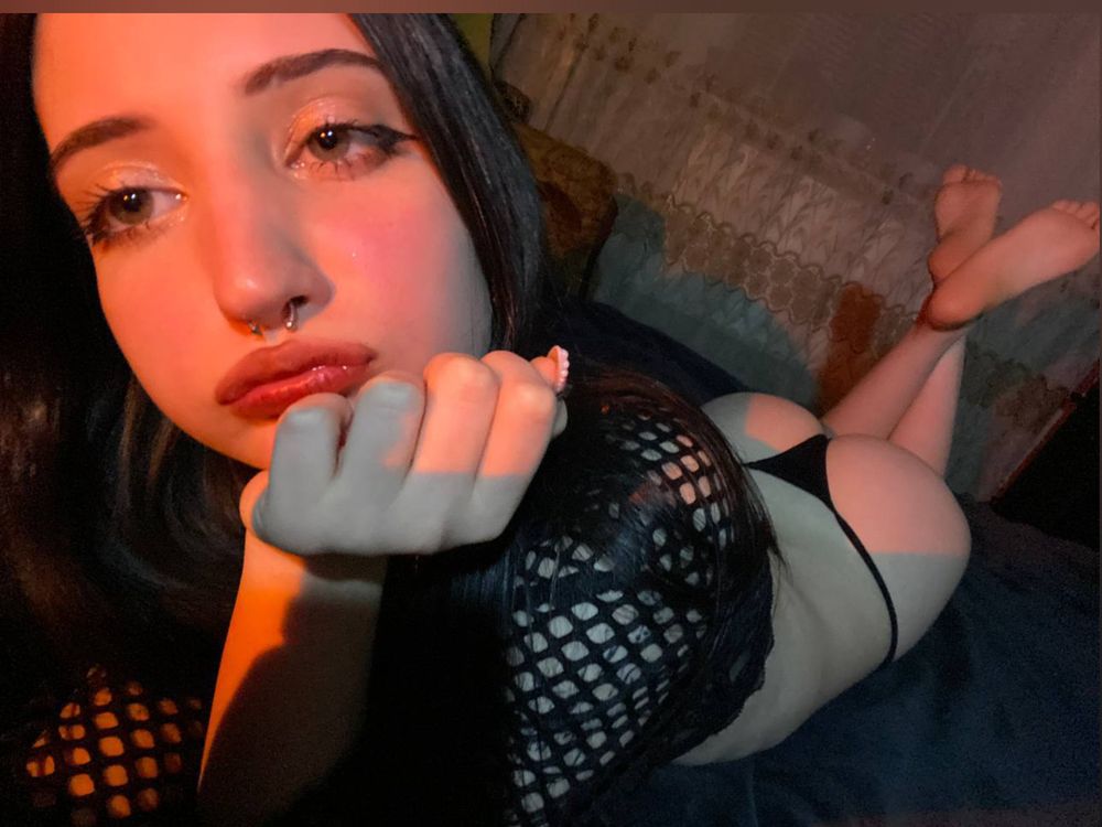 elluxi OnlyFans profile picture