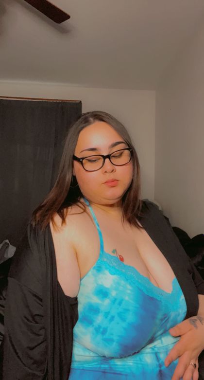 verytinasxo OnlyFans picture