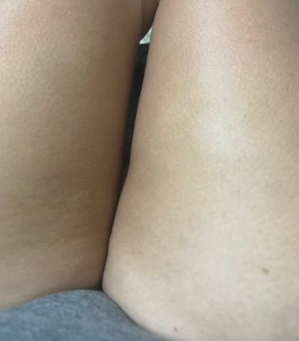 prettyfeetthickthighs OnlyFans picture