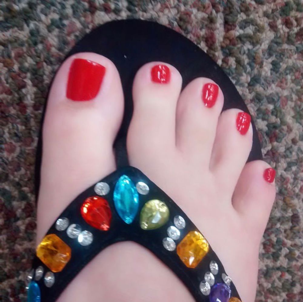 footsiepoppp OnlyFans profile picture